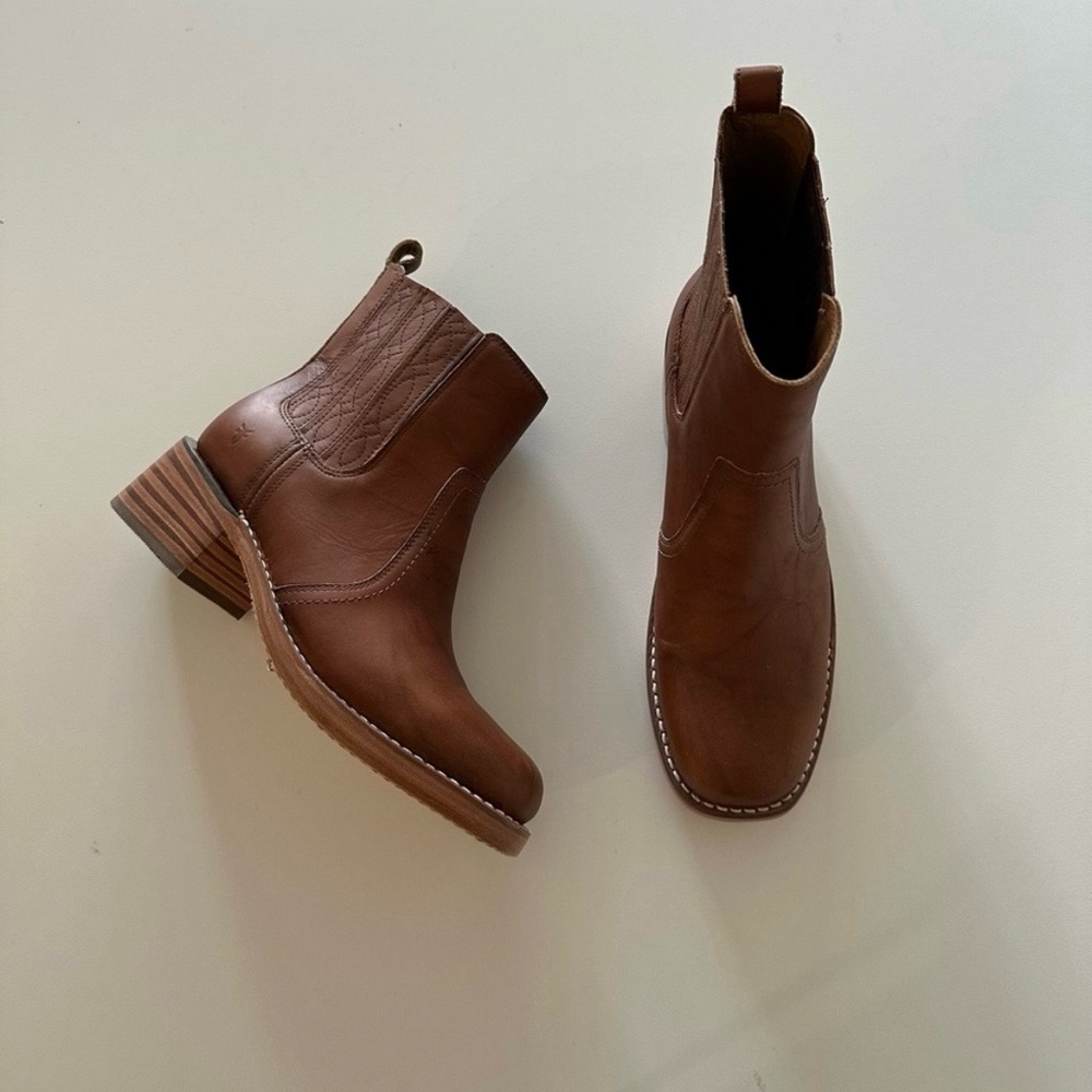 Frye Chelsea Boot Brown Leather Ankle Booties